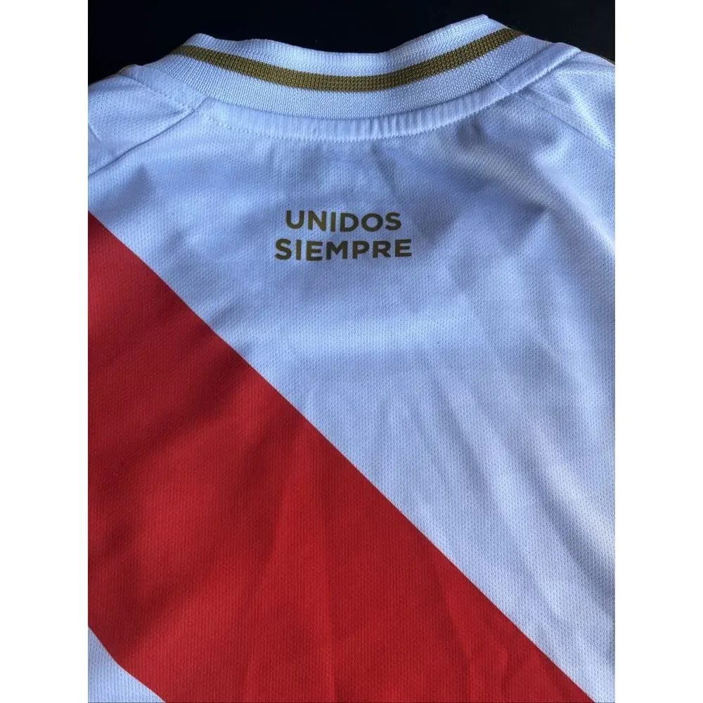 Peru 2023-24 home jersey Size M with World Cup Qualifiers patch Authentic FIFA